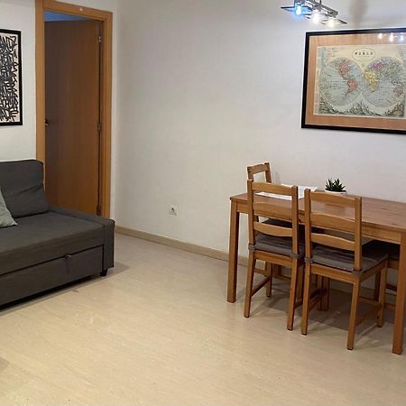 Cozy Apartment At A Great Location! Оспиталет-де-Льобрегат Экстерьер фото